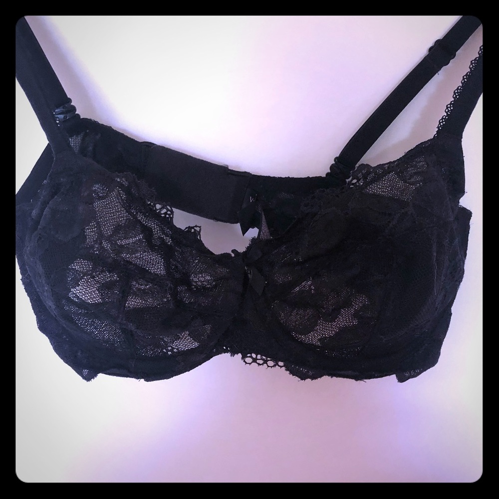 Victoria Secrets bra